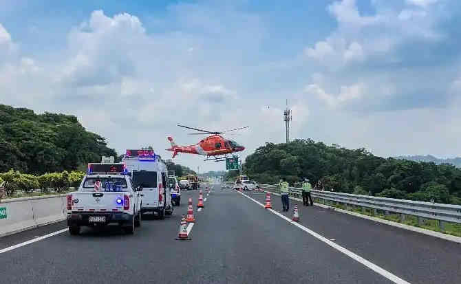 定安高速公路汽车救援案例